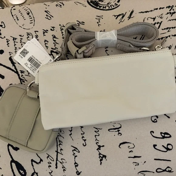 LULULEMON DUAL POUCH SLING
RAW LINEN/BONE - Picture 9 of 14